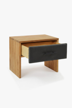 Outlet dubový nočný stolík z masívu 50 cm